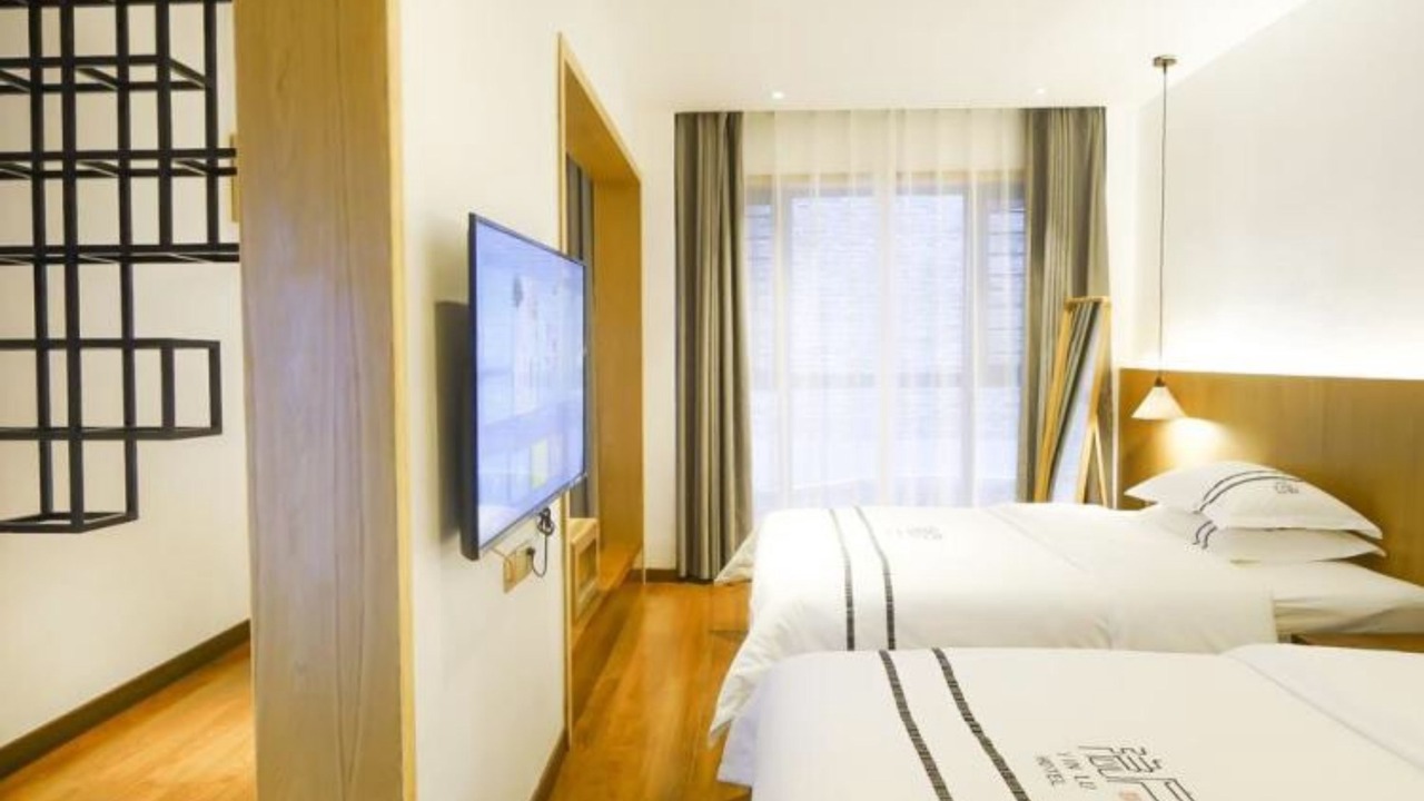 Photo of Bedroom in Fenghuang