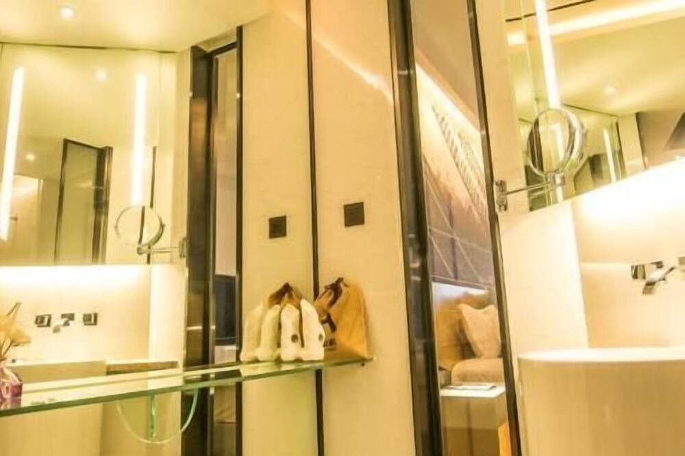 Photo of Bathroom in Weicheng District