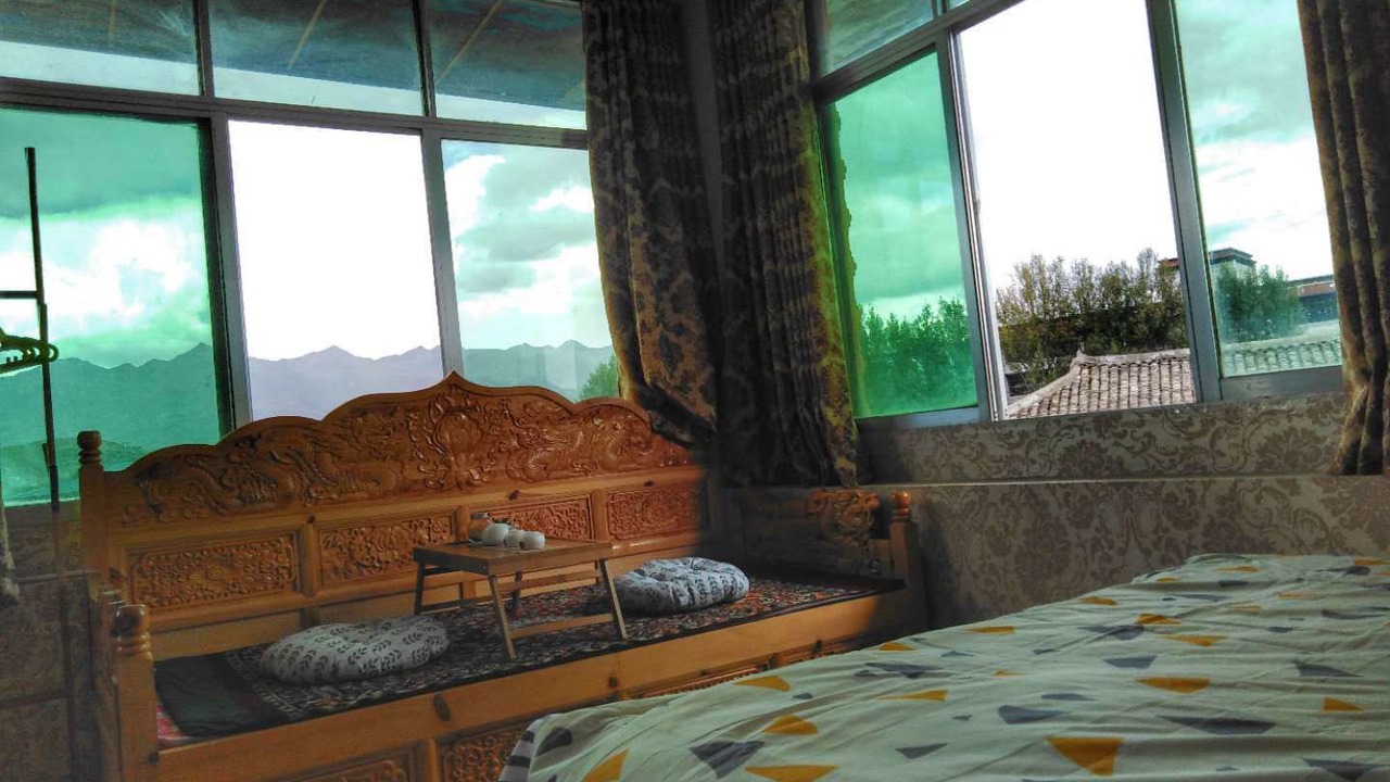 Photo of Bedroom in Daocheng