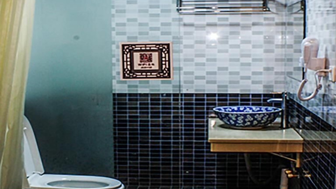 Photo of Bathroom in Fenghuang