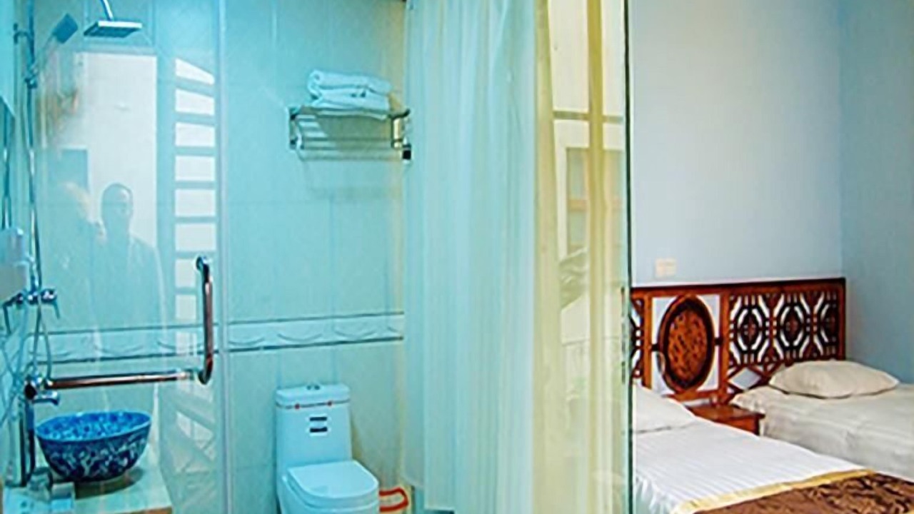 Photo of Bathroom in Fenghuang