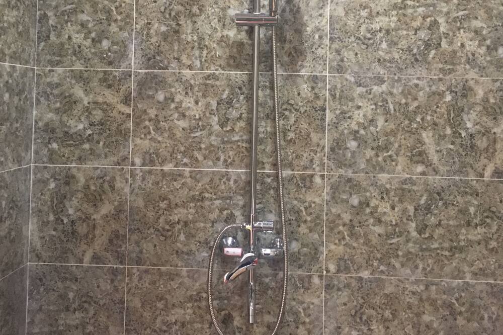 Photo of Bathroom in Yulong