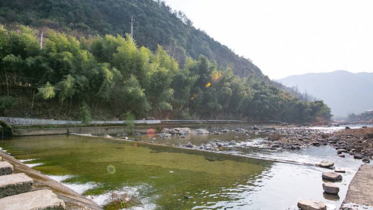 Photo of Outdoor in Deqing County