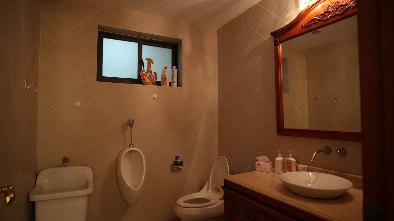 Photo of Bathroom in Baoshan