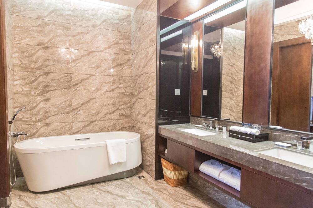 Photo of Bathroom in Longhu Qu