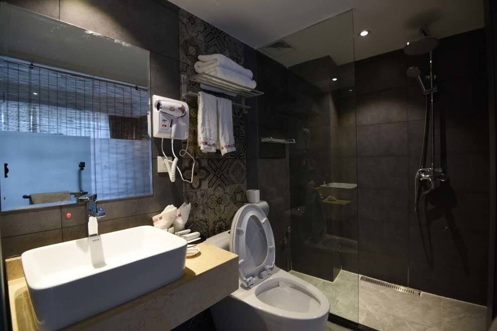 Photo of Bathroom in Tongxiang