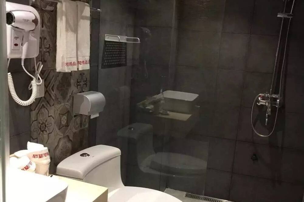 Photo of Bathroom in Tongxiang