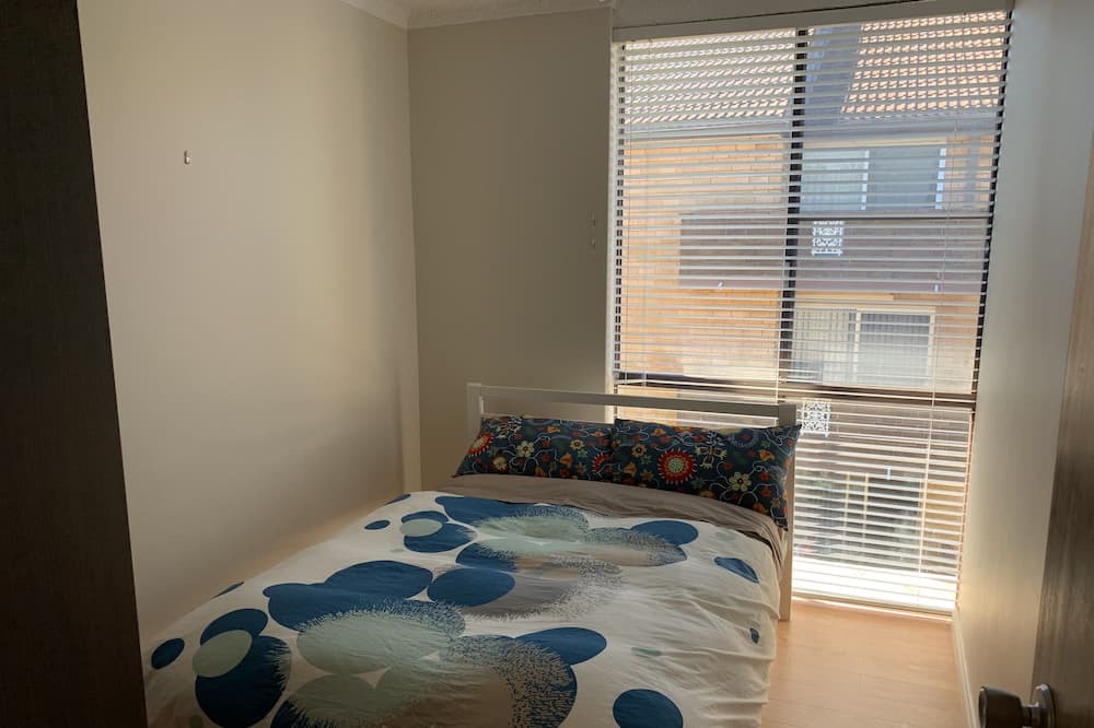Photo of Bedroom in Oatley