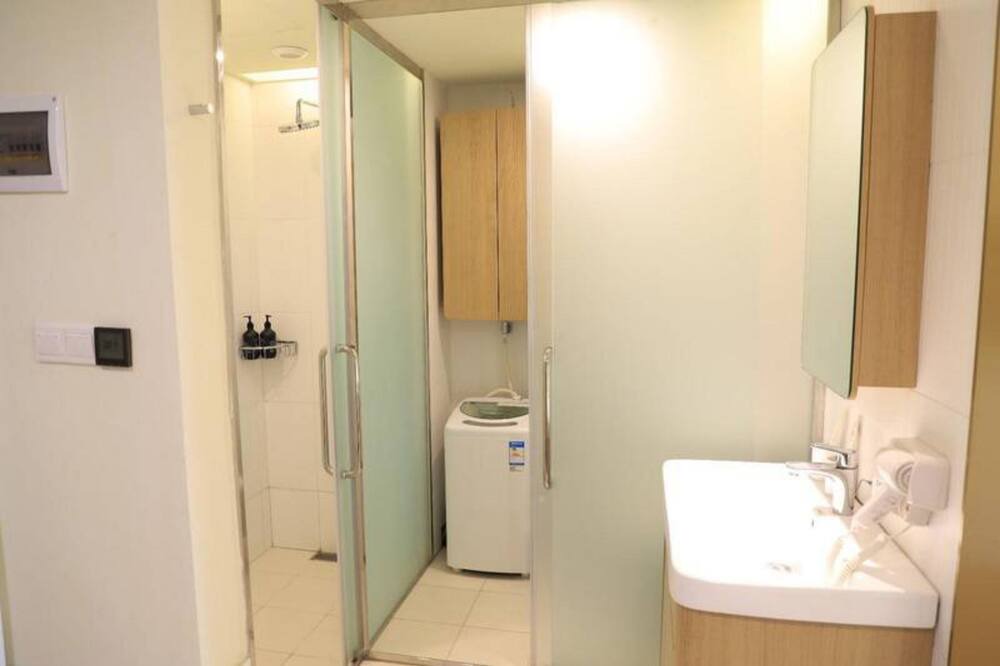 Photo of Bathroom in Guangzhou Central Business District