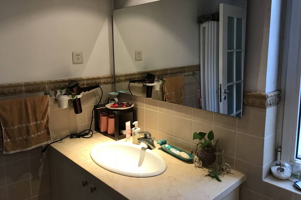 Photo of Bathroom in Changping