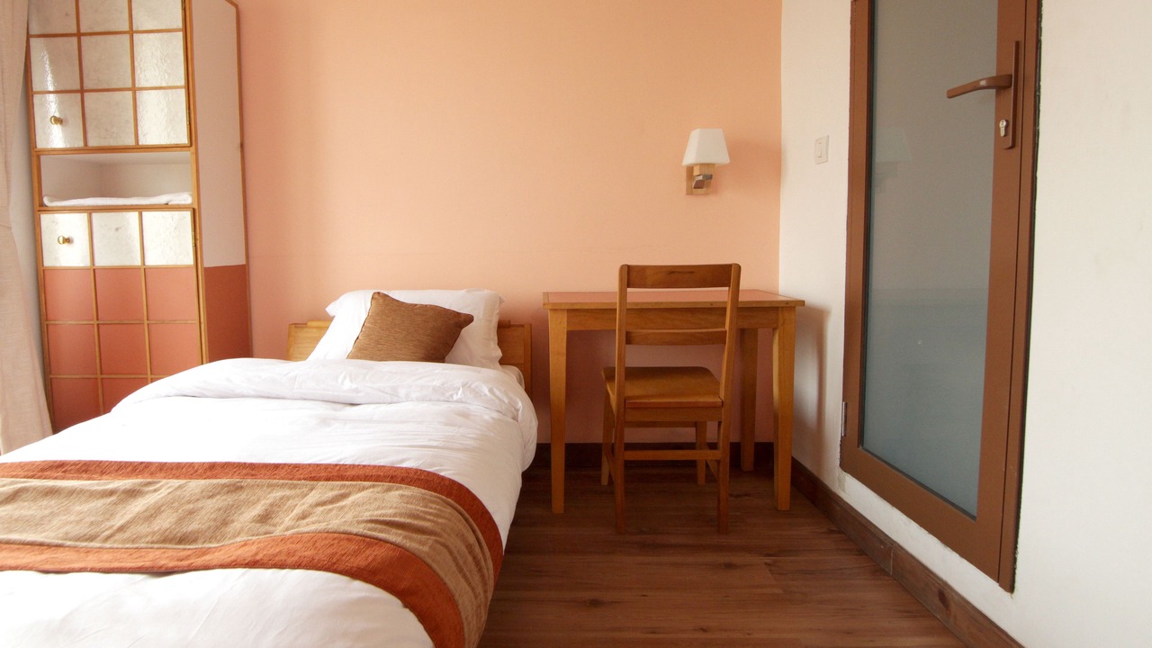 Photo of Bedroom in Changunarayan