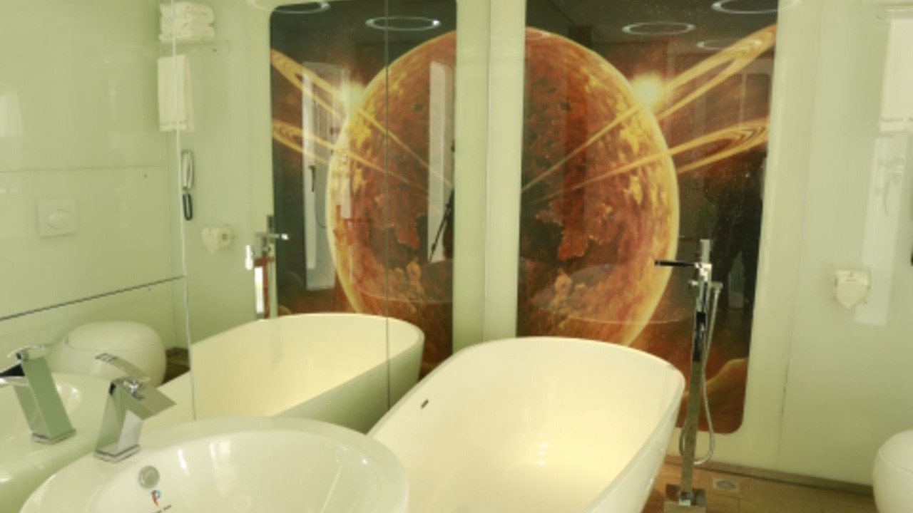 Photo of Bathroom in Liwan
