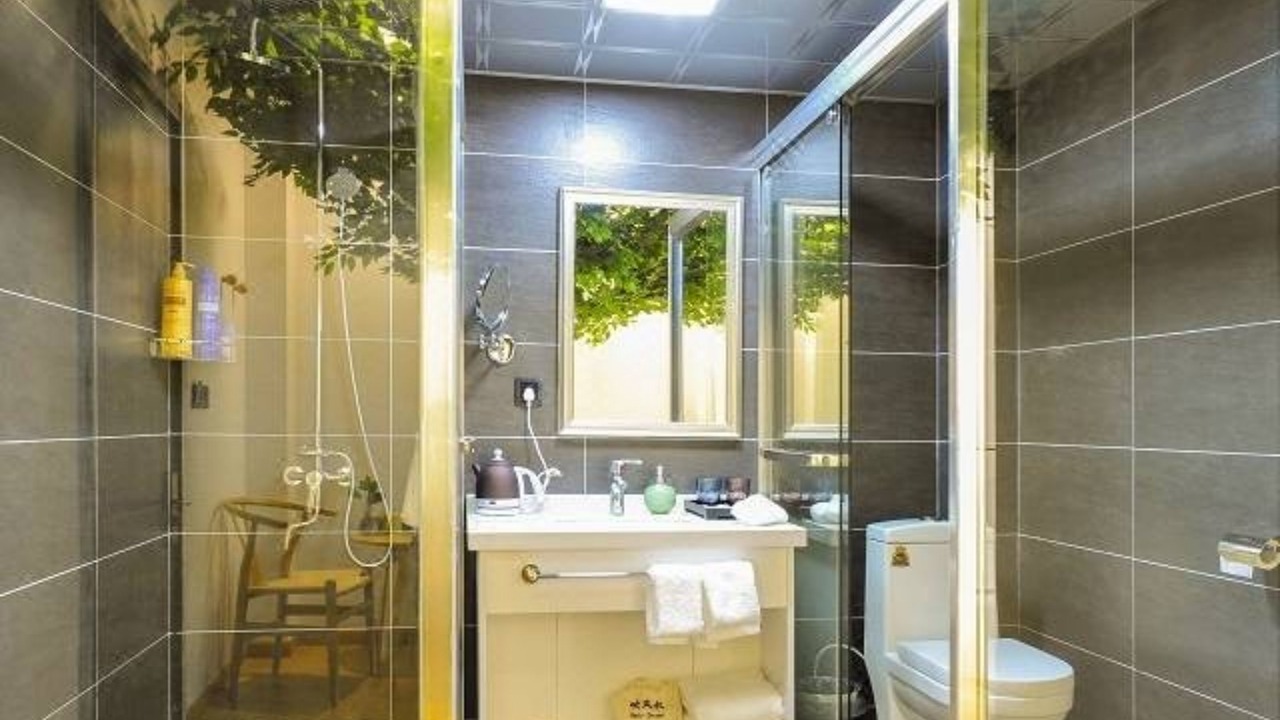 Photo of Bathroom in Qiandaohu