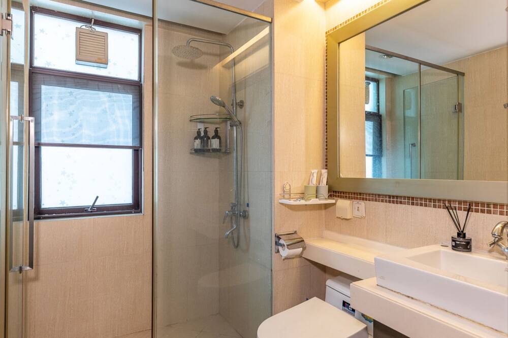 Photo of Bathroom in Xiangzhou District