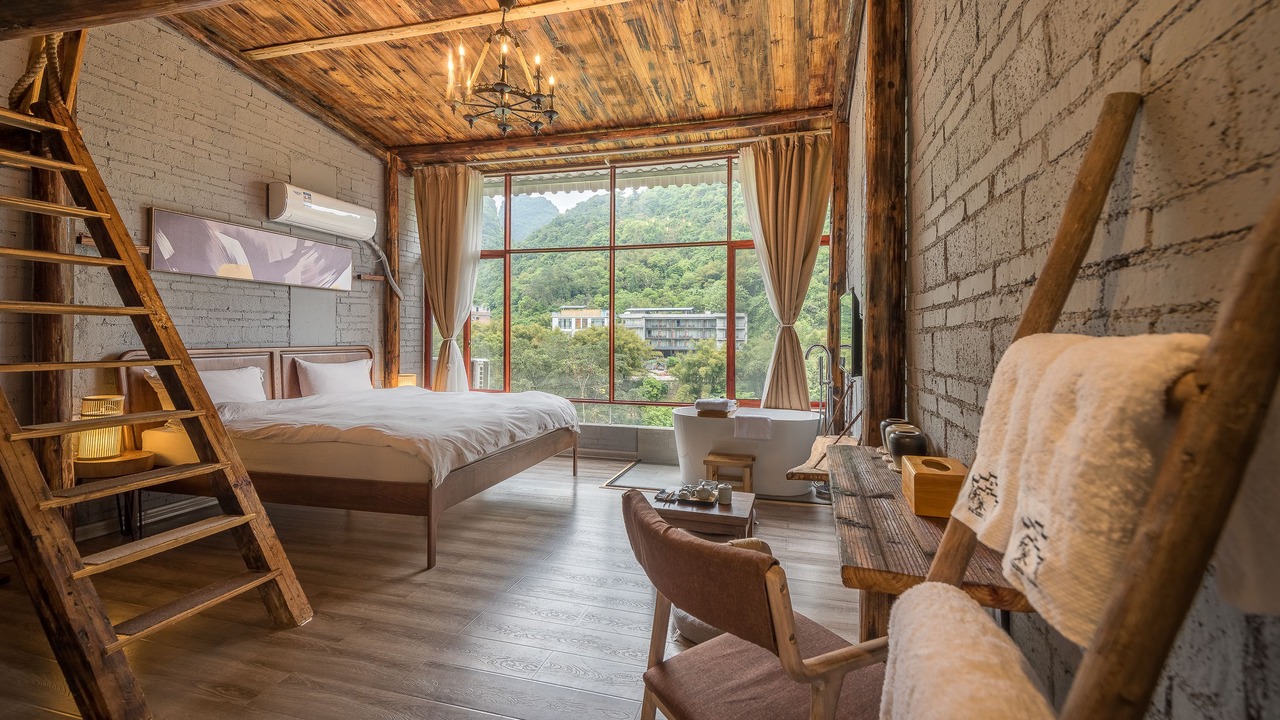 Photo of Bedroom in Xingping Ancient Town