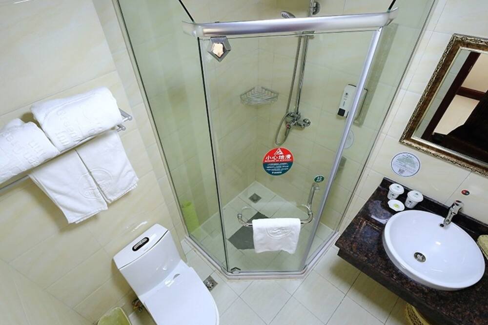 Photo of Bathroom in Qixia District