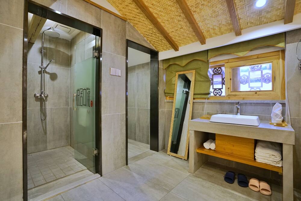 Photo of Bathroom in Dashizi