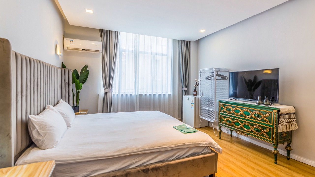 Photo of Bedroom in Huaihai Road Commercial Area
