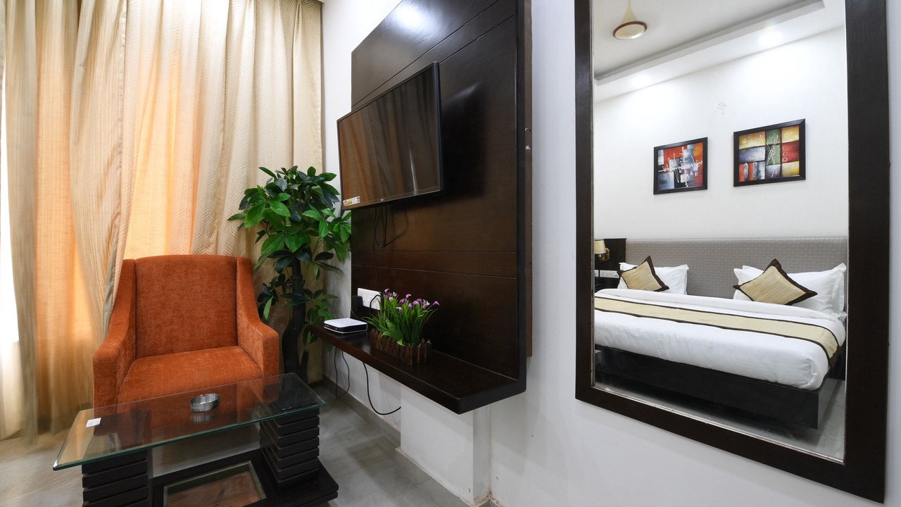 Photo of Bedroom in Mathura