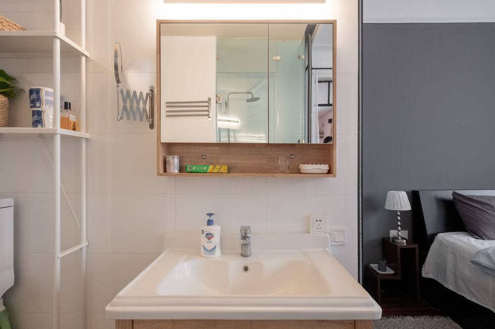 Photo of Bathroom in Jing'an