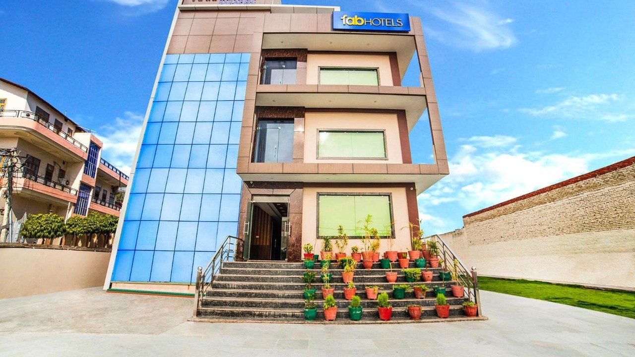 Photo of Outdoor in Mathura