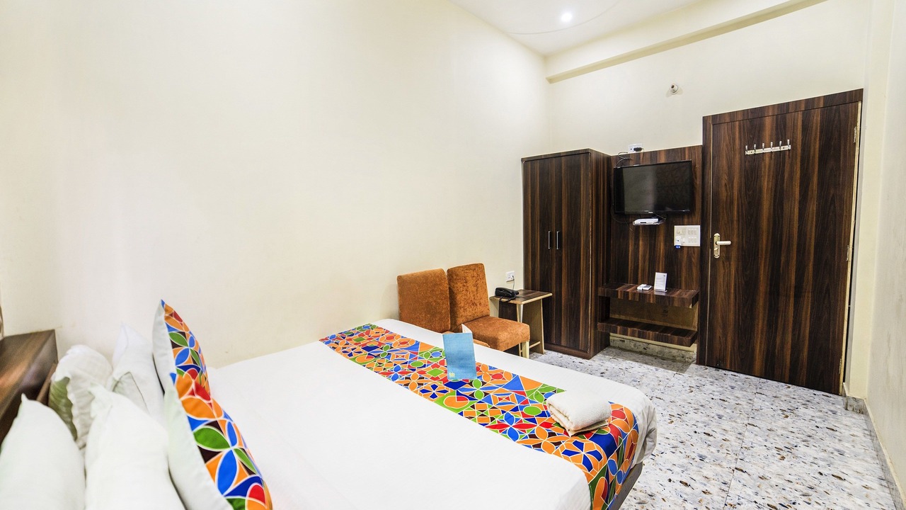 Photo of Bedroom in Mathura