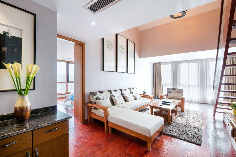 Photo of Bedroom in Deqing County