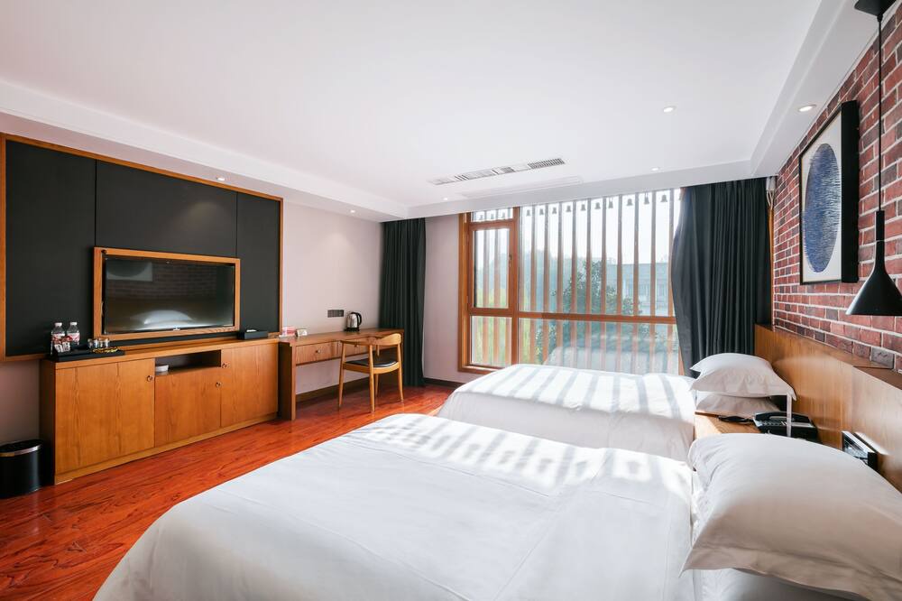 Photo of Bedroom in Deqing County