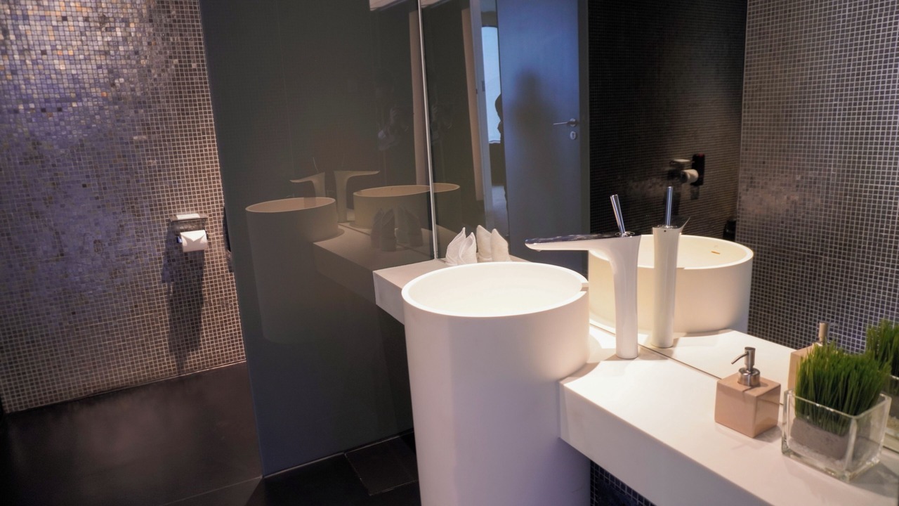 Photo of Bathroom in Luohu