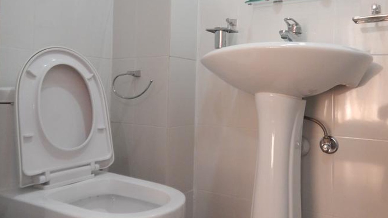 Photo of Bathroom in Changunarayan