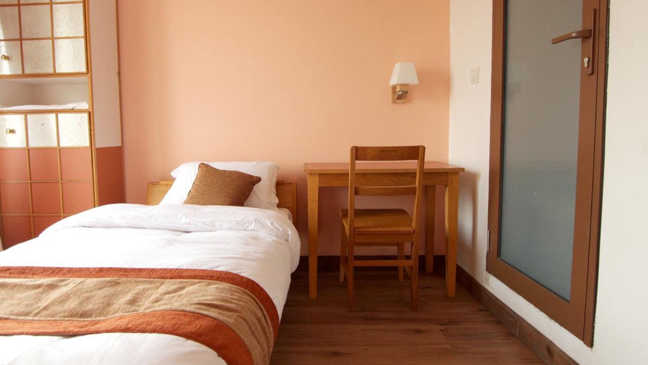Photo of Bedroom in Changunarayan