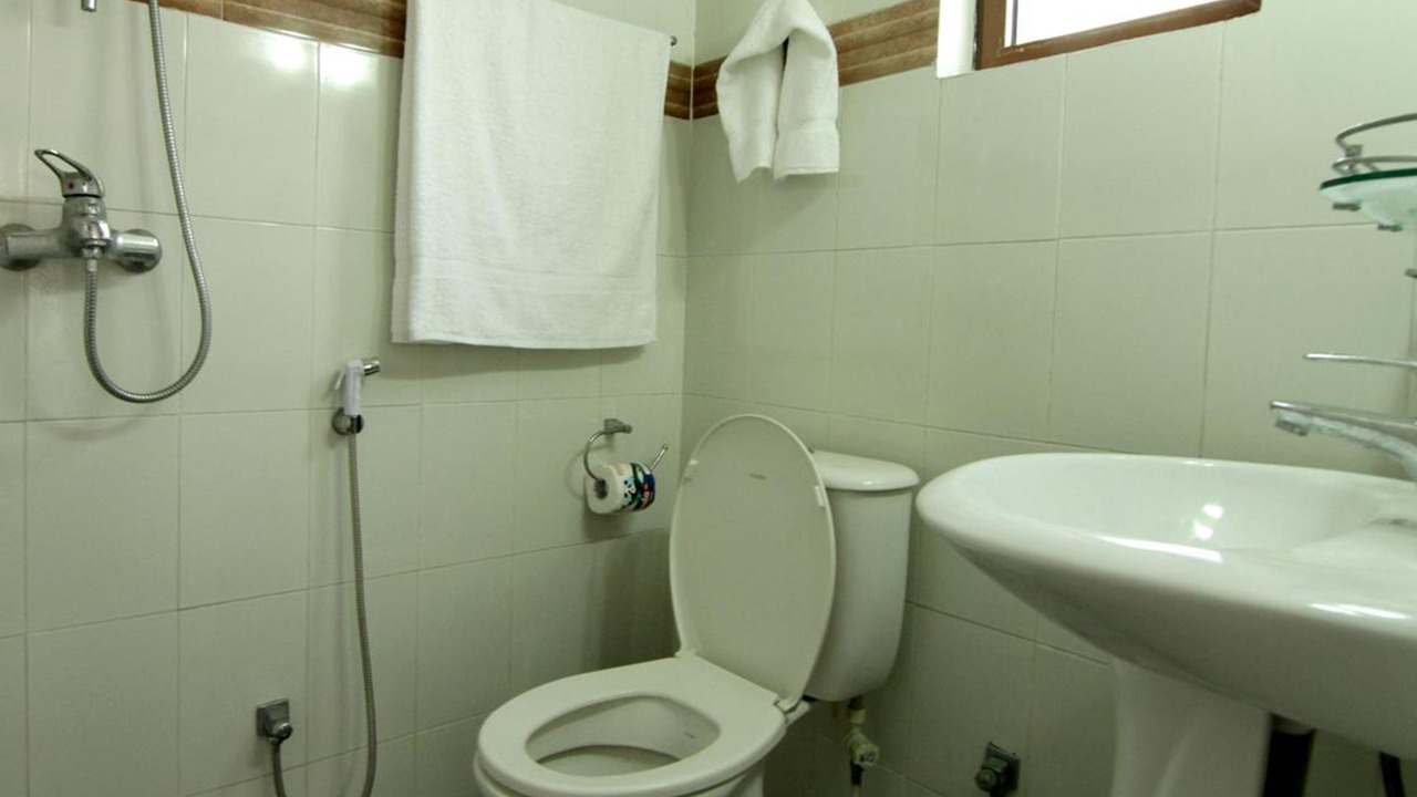 Photo of Bathroom in Changunarayan