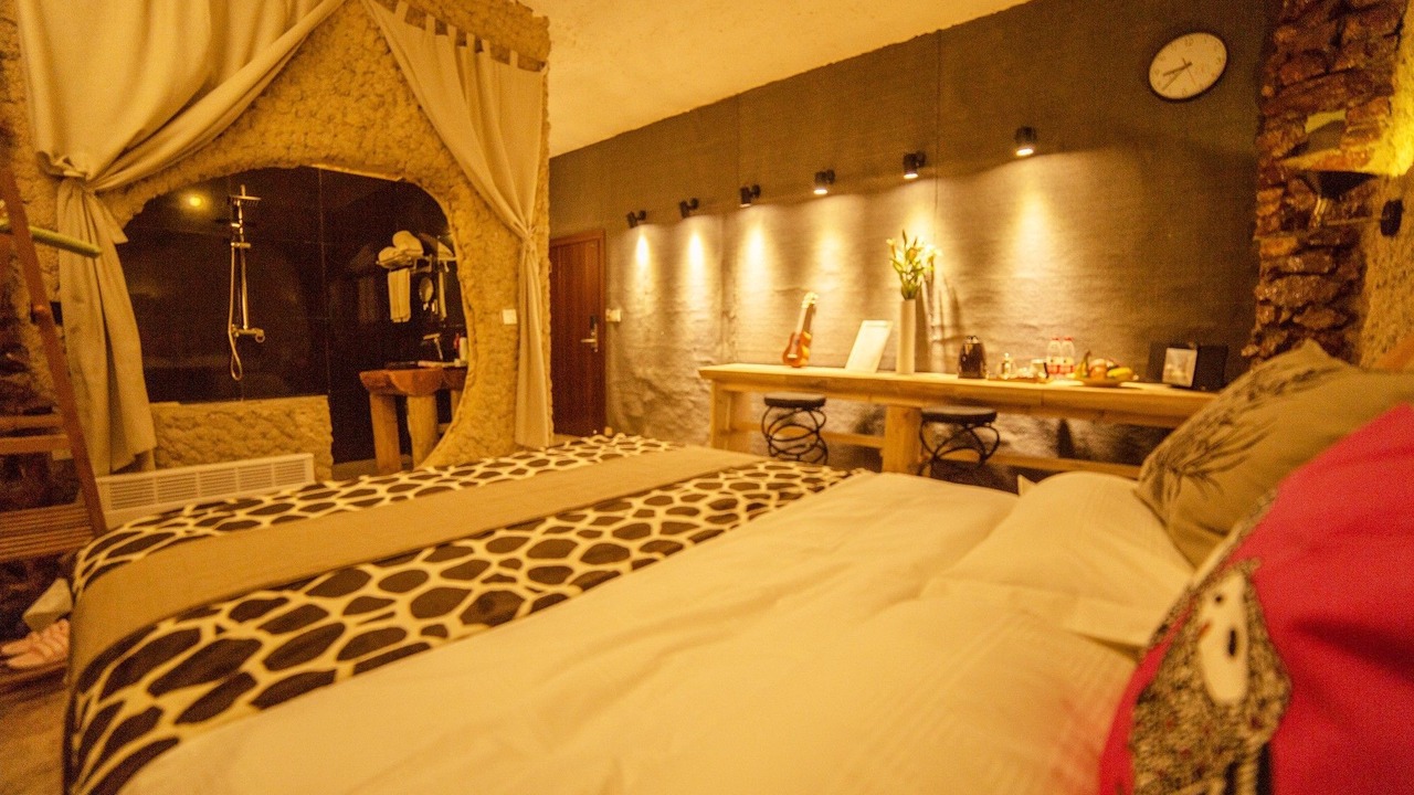 Photo of Bedroom in Shangri-La