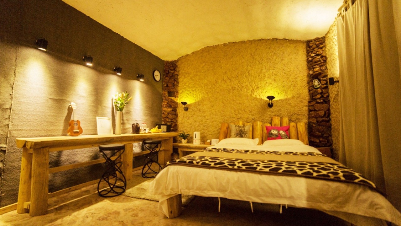 Photo of Bedroom in Shangri-La