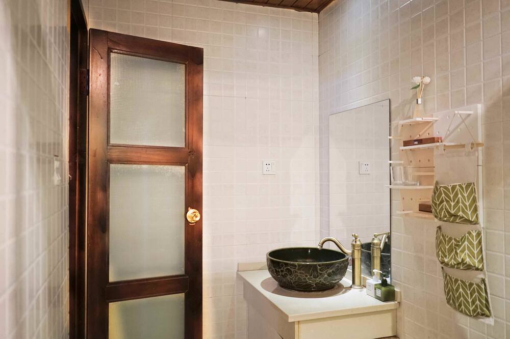 Photo of Bathroom in Shuhe Old Town