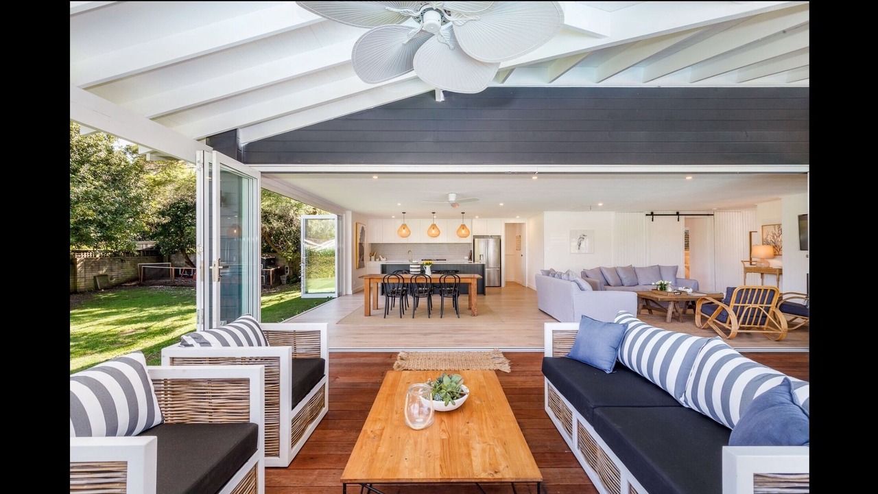 Photo of Livingroom in Bayview