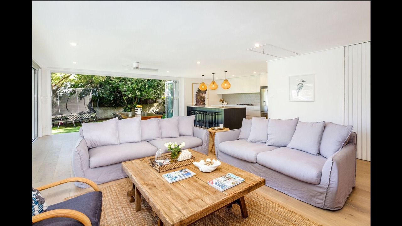 Photo of Livingroom in Bayview