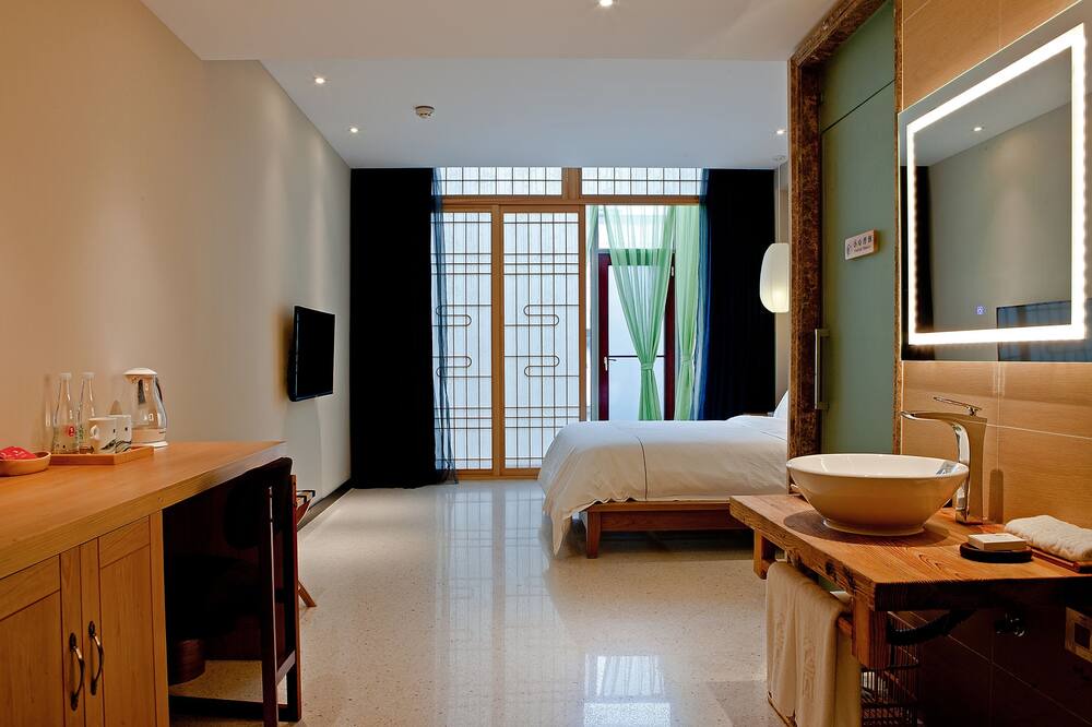 Photo of Bedroom in Tunxi