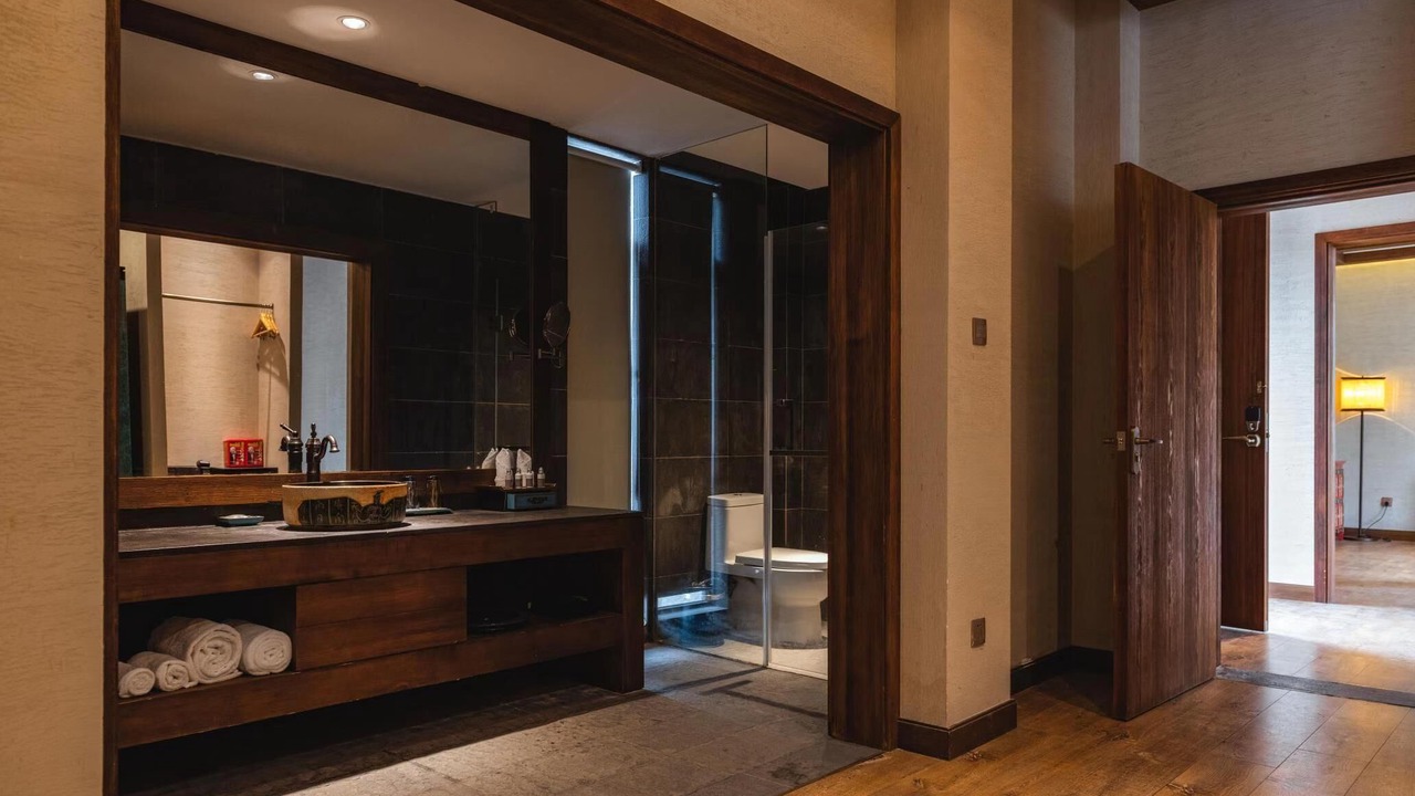 Photo of Bathroom in Linzhi