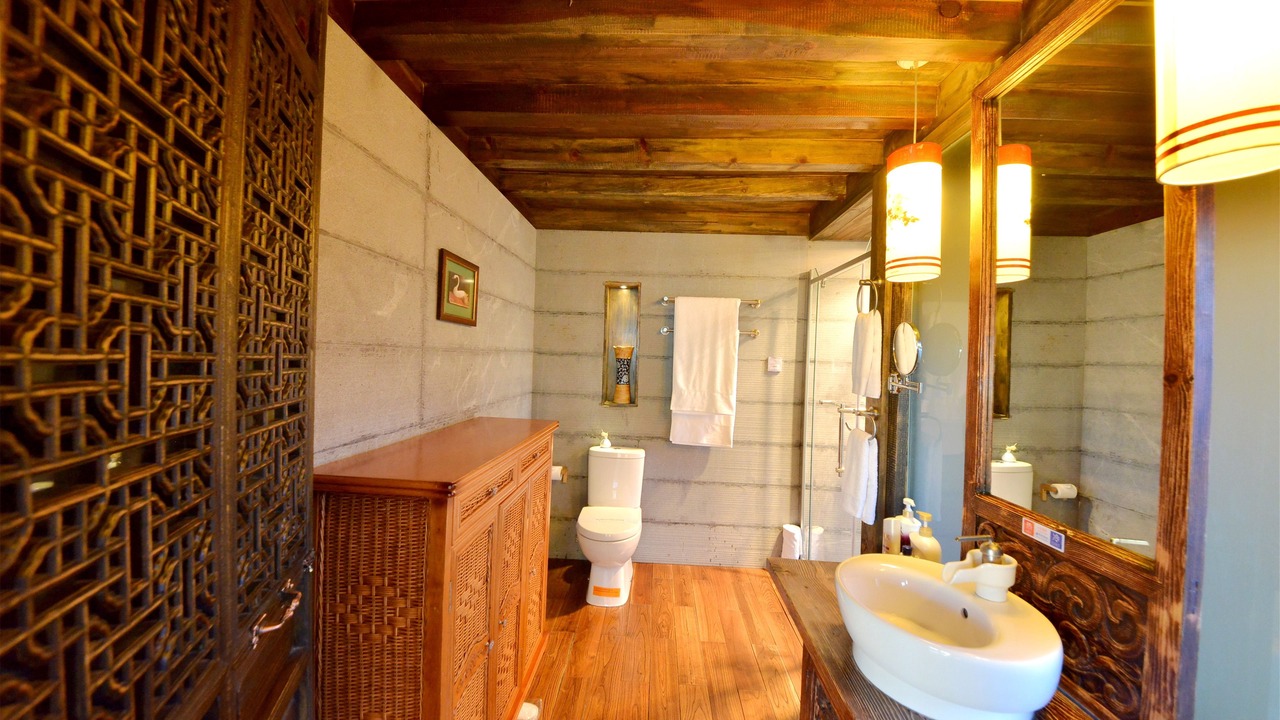 Photo of Bathroom in Shuhe Old Town