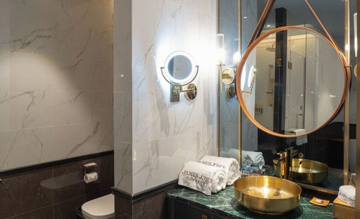 Photo of Bathroom in Beijing Road