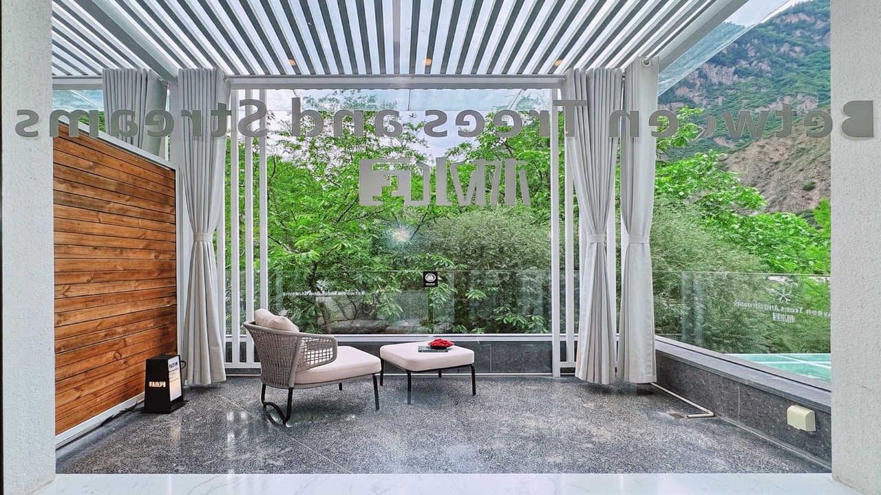Photo of Patio Balcony in Jiuzhaigou
