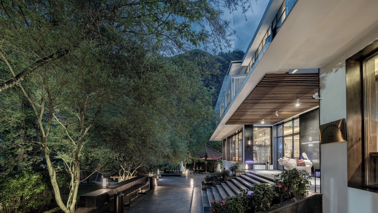 Photo of Patio Balcony in Jiuzhaigou