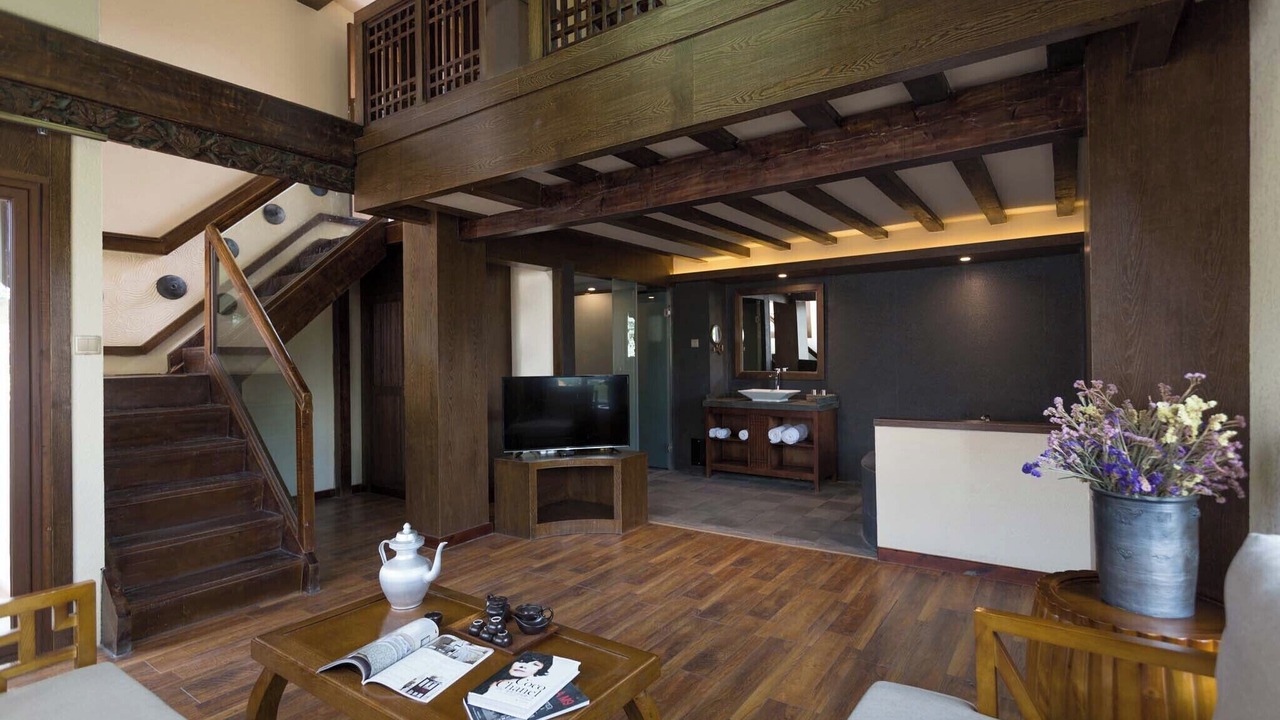 Photo of Bedroom in Shangri-La