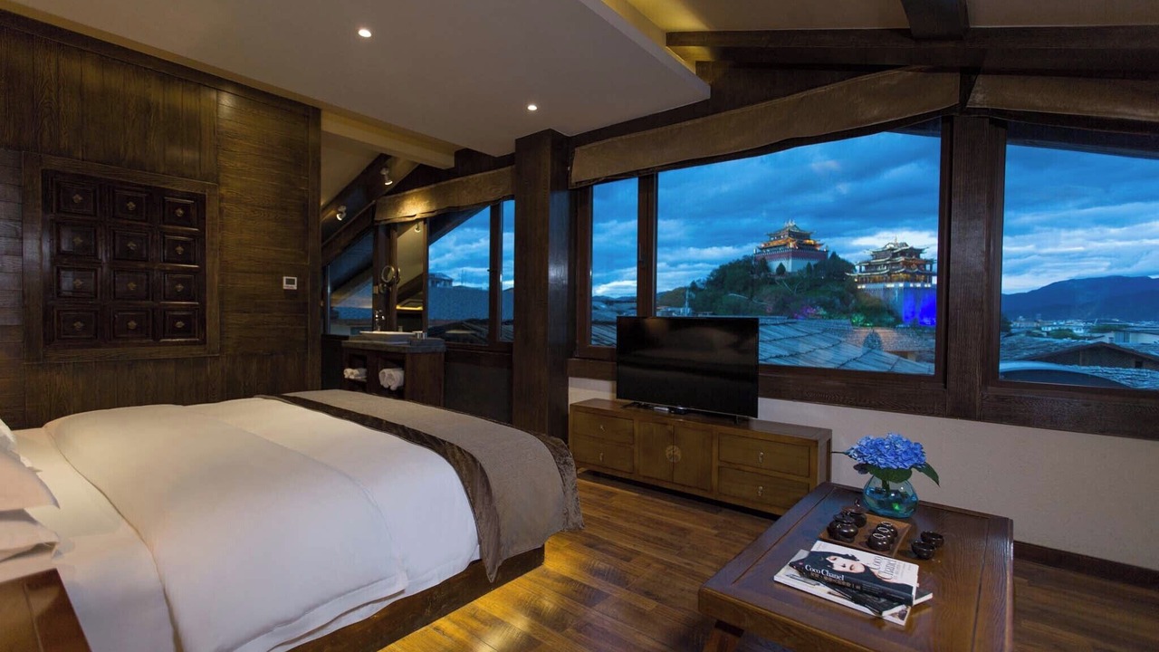Photo of Bedroom in Shangri-La