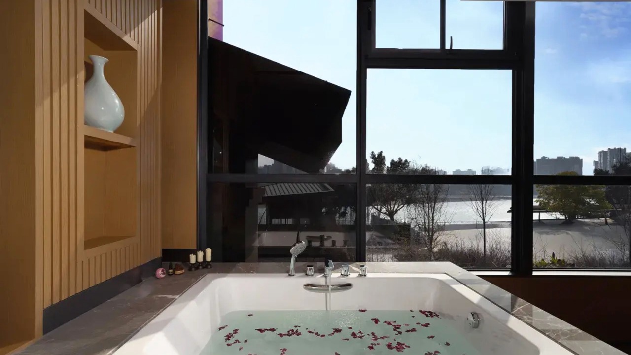 Photo of Bathroom in Shizhong District