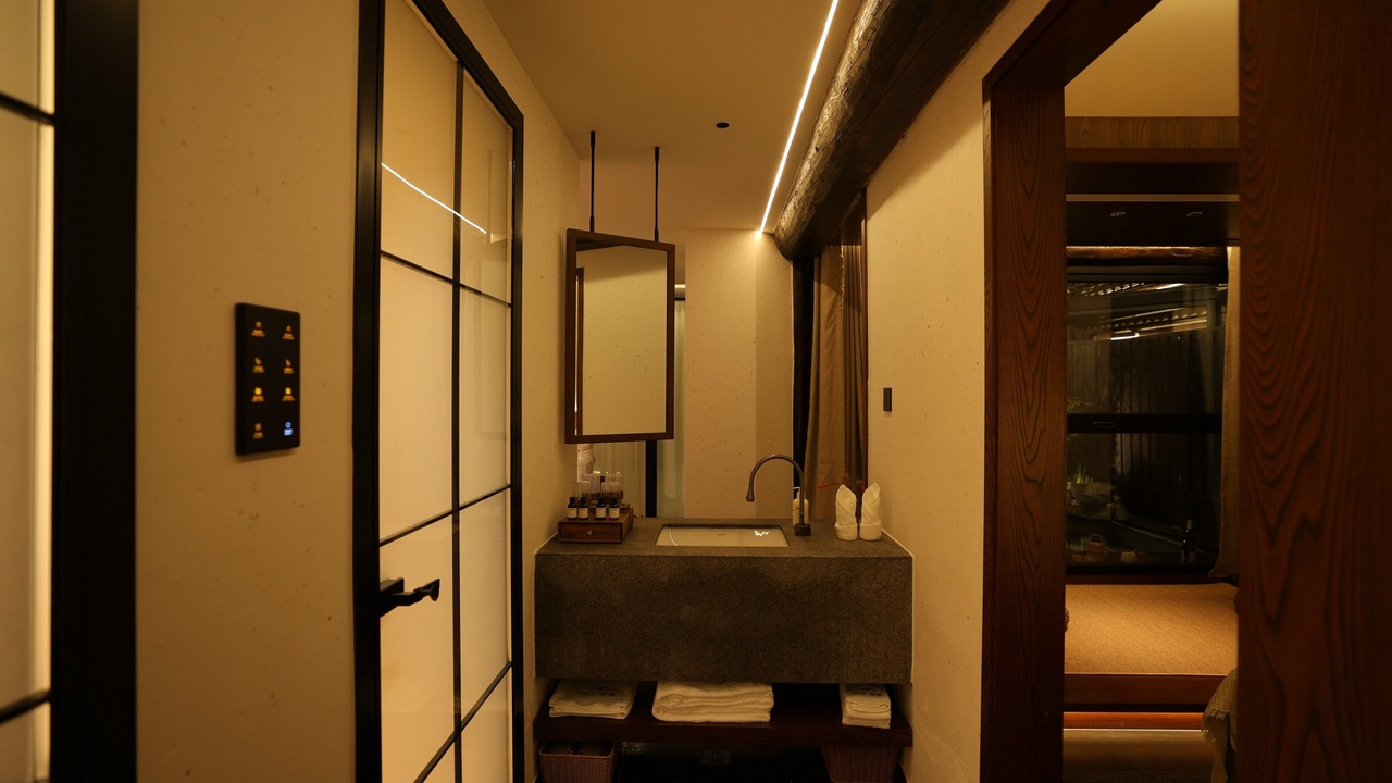 Photo of Bathroom in Datong City Center