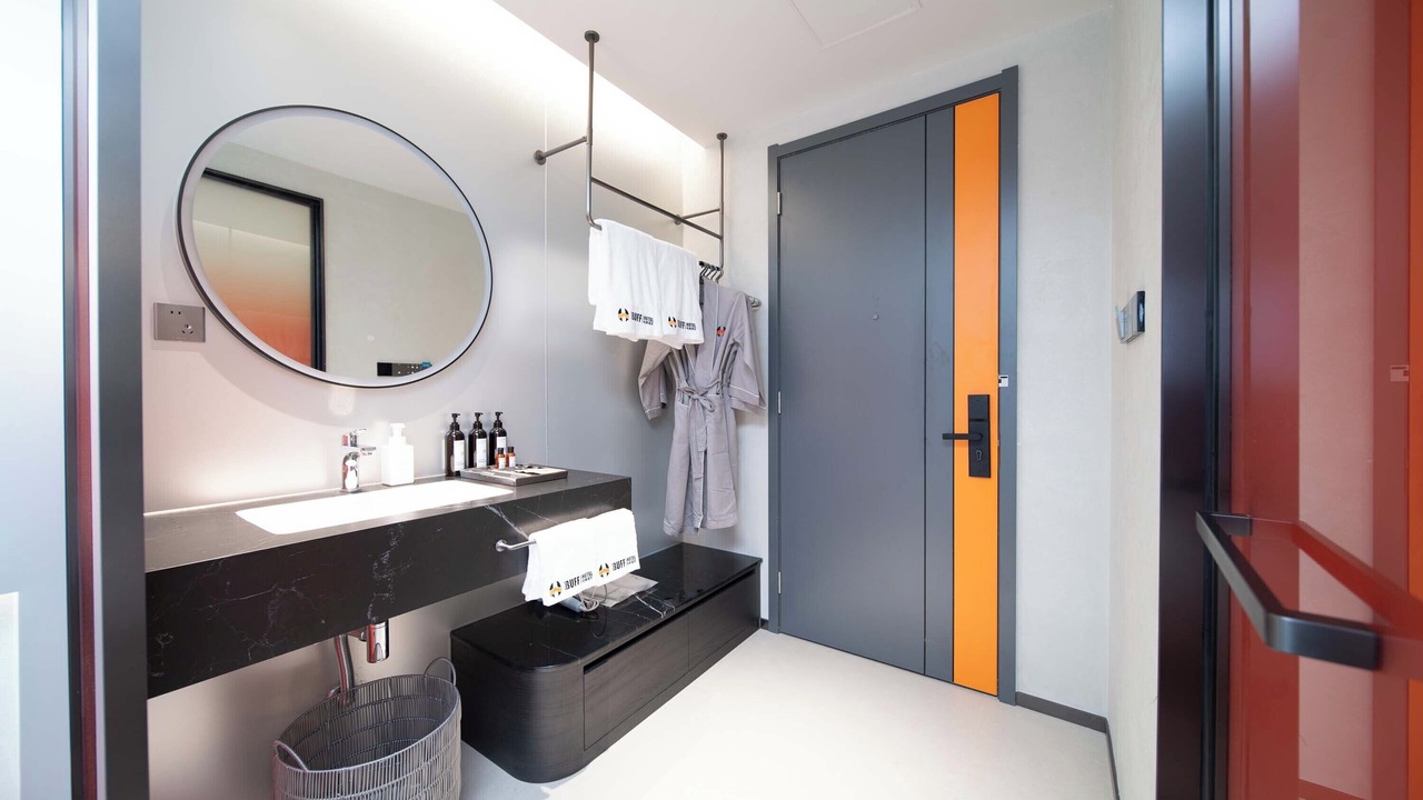 Photo of Bathroom in Xiangzhou District