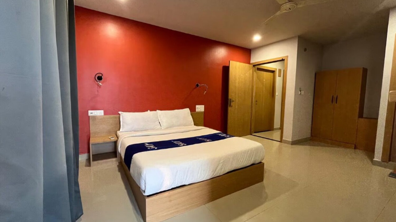 Photo of Bedroom in Khatu