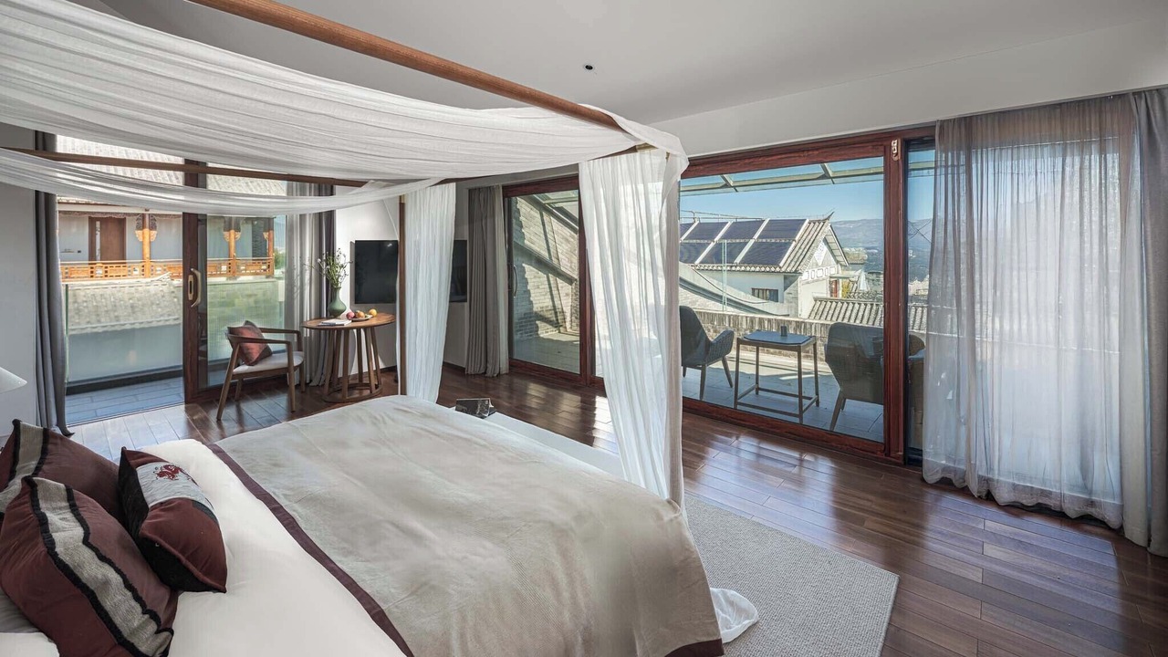 Photo of Bedroom in Dali Ancient Town